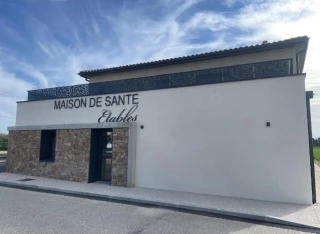Étables, le village aux cinq médecins